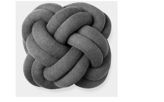 117174_a2_knot_cushion_gray.jpg